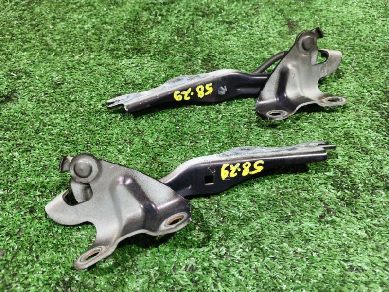 Кронштейн капота Mazda Verisa DC5W ZY-VE (б/у)