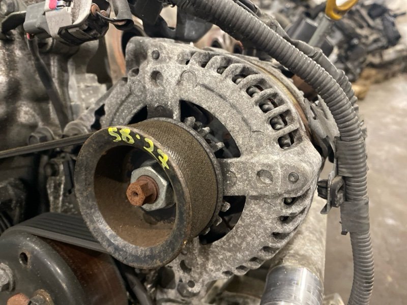 Генератор Toyota ISIS ANM15 1AZ-FSE 2004 (б/у)