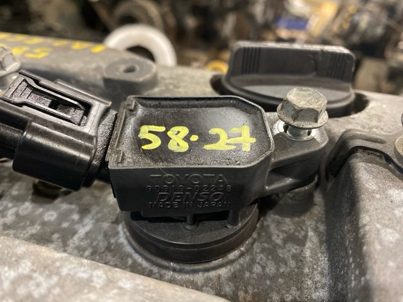 Катушка зажигания Toyota ISIS ANM15 1AZ-FSE 2004 (б/у)