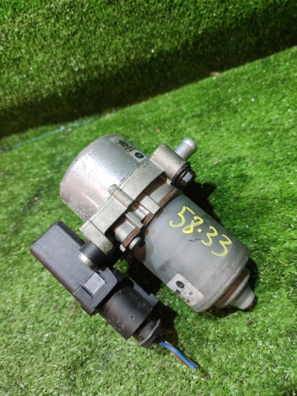 Ваккумный насос Volkswagen Polo 6R1 CBZ 2011 (б/у)