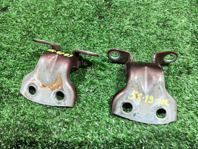 Кронштейн двери Daihatsu Boon M310S 1KR-FE 2007 передний левый (б/у)