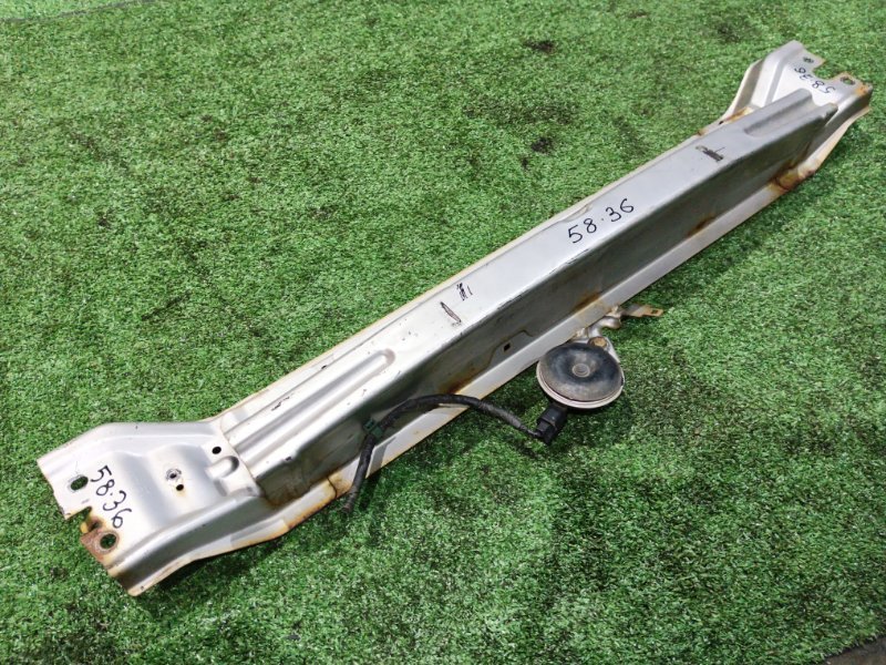 Рамка радиатора Honda Mobilio GB1 L15A 2006 (б/у)