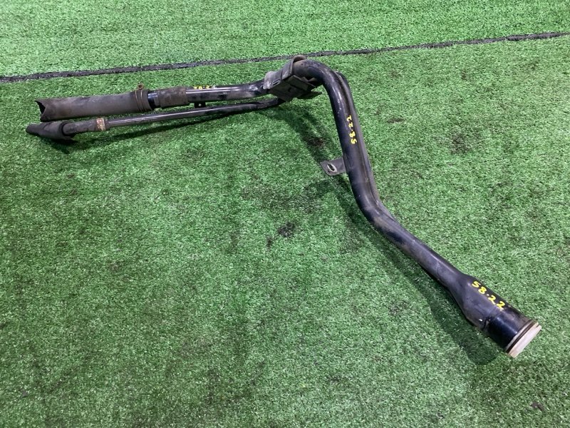 Горловина топливного бака Mazda AXELA BK5P ZY-VE 2006 (б/у)