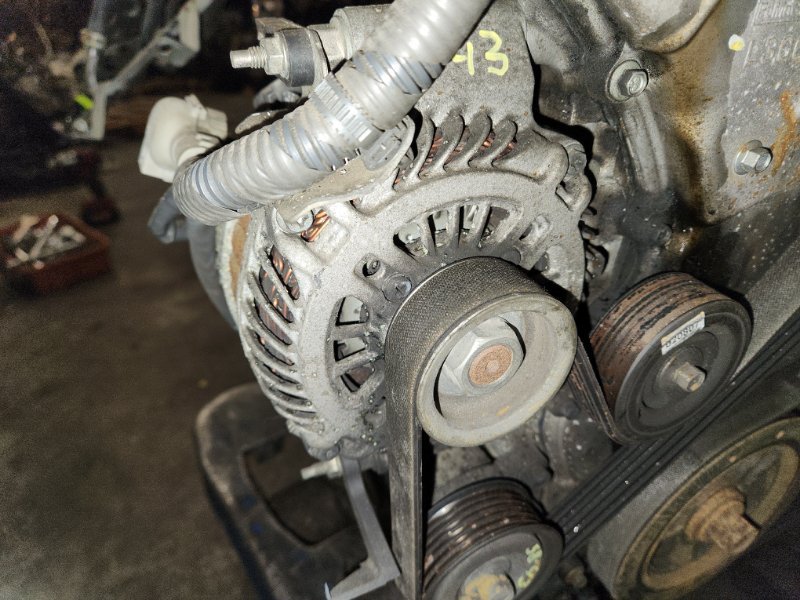 Генератор Mazda MPV LY3P L3-VE 2007 (б/у)