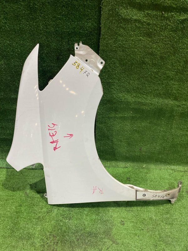 Крыло Nissan Serena CC25 MR20DE 2010 переднее правое (б/у)