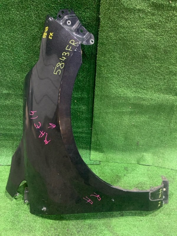 Крыло Mazda MPV LY3P L3-VE 2007 переднее правое (б/у)