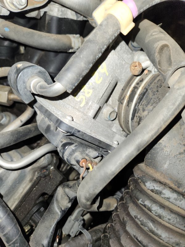 Заслонка дроссельная Toyota ISIS ANM15 1AZ-FSE 2005 (б/у)