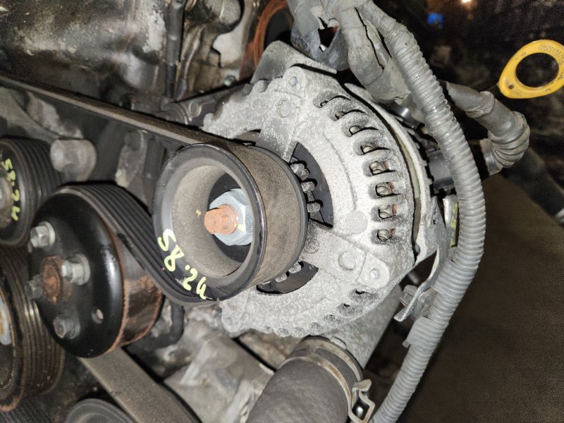 Генератор Toyota ISIS ANM15 1AZ-FSE 2005 (б/у)