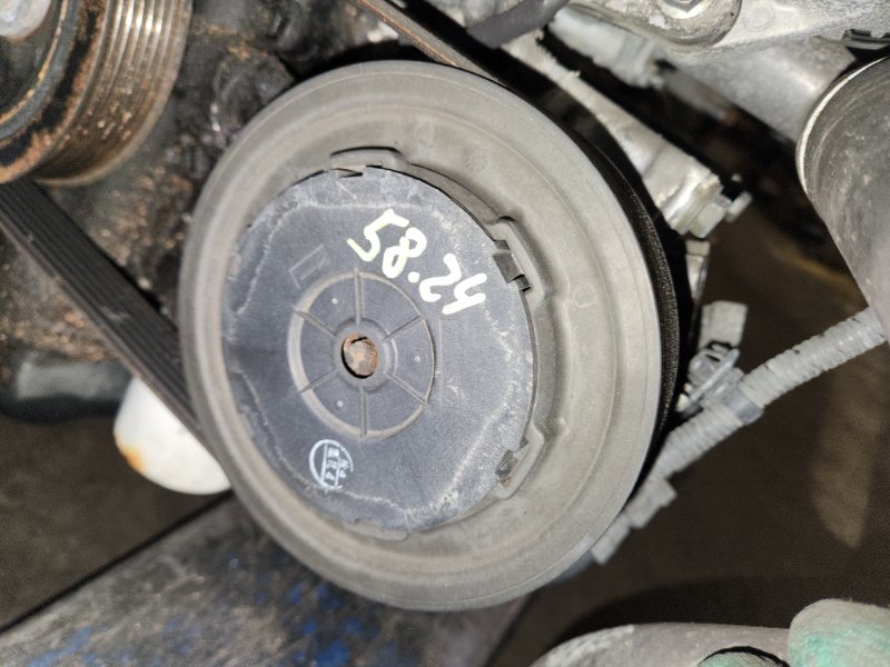 Компрессор кондиционера Toyota ISIS ANM15 1AZ-FSE 2005 (б/у)