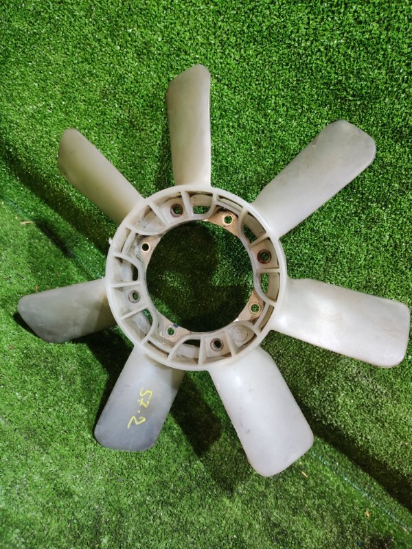 Крыльчатка Toyota Lite Ace Noah KR42V 7K-E 2000 (б/у)