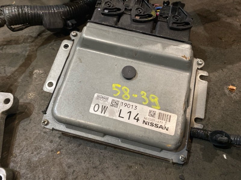 Блок управления ДВС Nissan Sylphy TB17 MRA8DE 2013 (б/у)