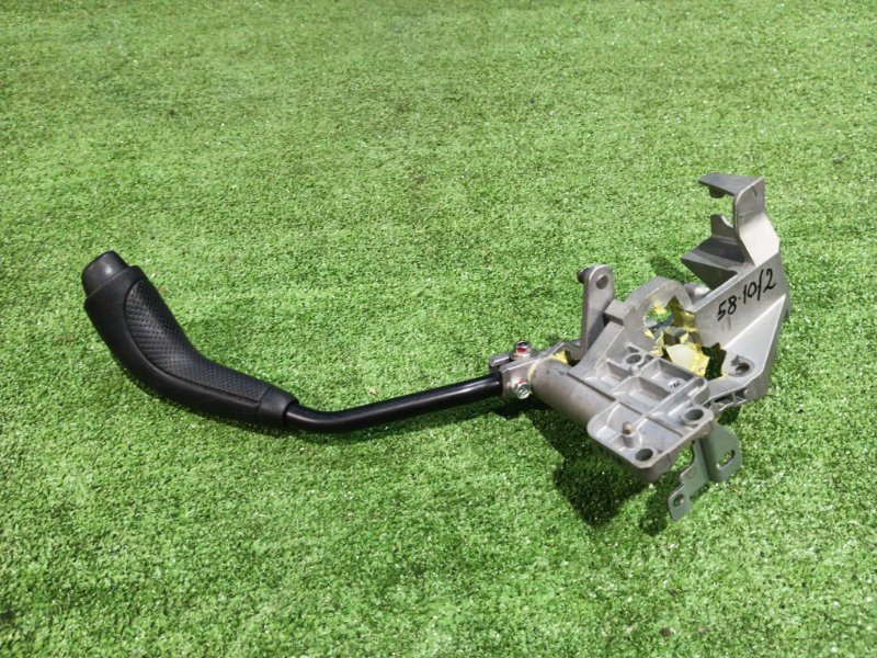 Рычаг переключения КПП Mitsubishi Colt Plus Z23A 4A91 2008 (б/у)