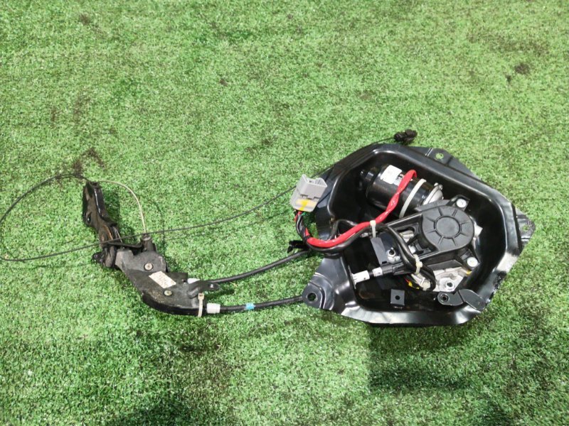 Доводчик двери Nissan Serena FC26 MR20DD 2012 правый (б/у)