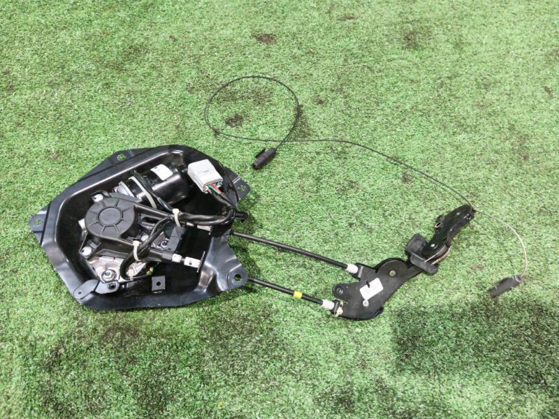 Доводчик двери Nissan Serena FC26 MR20DD 2012 левый (б/у)