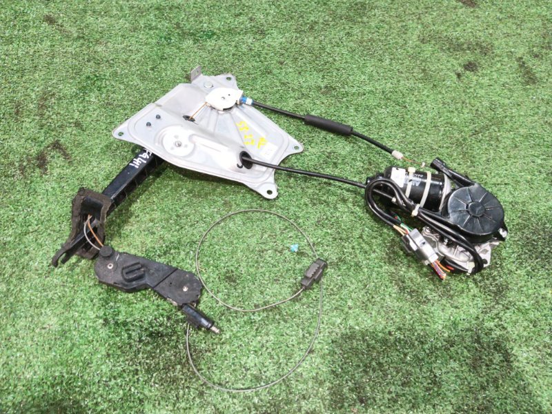 Доводчик двери Toyota ISIS ANM15 1AZ-FSE 2004 задний левый (б/у)