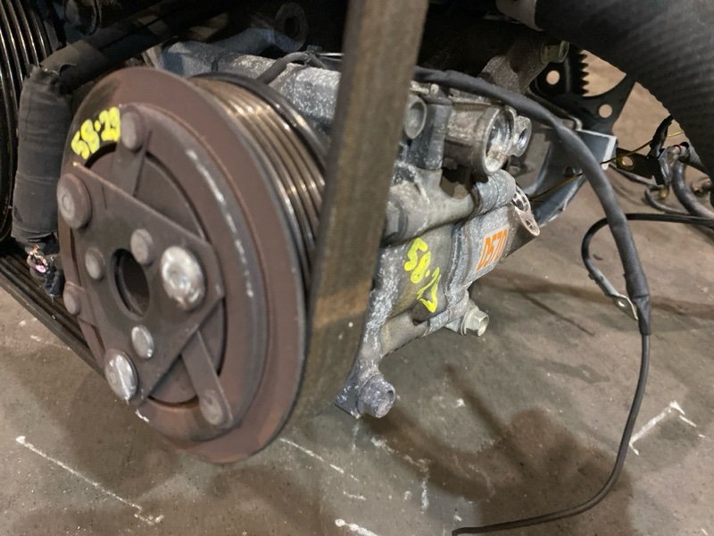 Компрессор кондиционера Mazda Verisa DC5W ZY-VE (б/у)