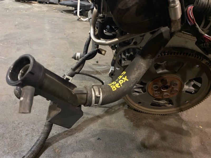 Патрубок верхний Mazda Verisa DC5W ZY-VE (б/у)
