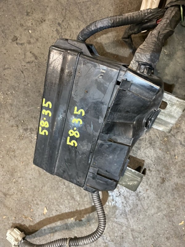 Блок реле и предохранителей Nissan March AK12 CR12DE 2006 (б/у)