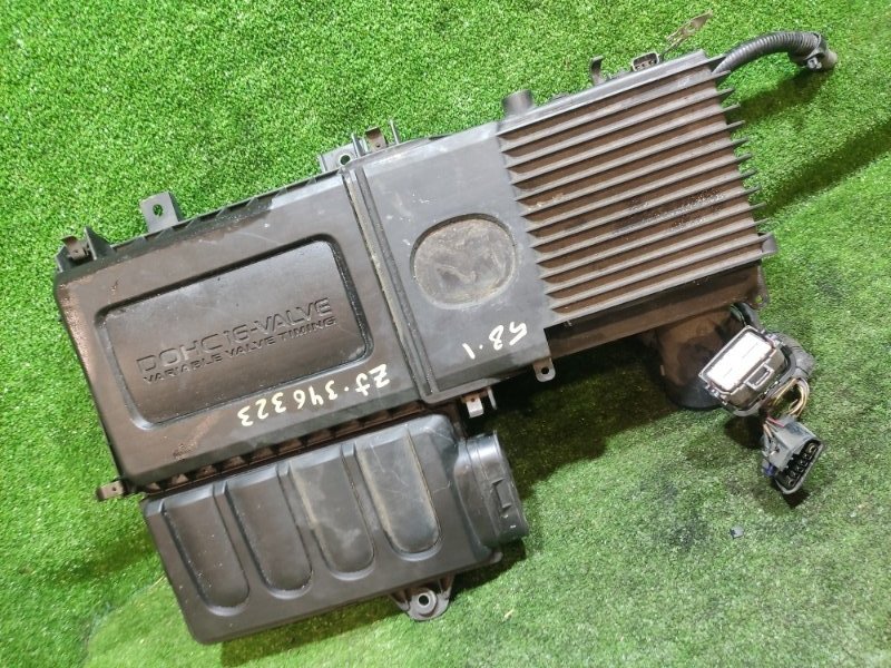 Корпус воздушного фильтра Mazda Demio DY3W ZJ-VE 2004 (б/у)