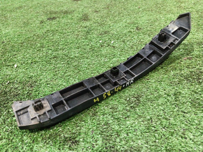 Клипса бампера Honda FREED GB4 L15A 2011 задняя правая (б/у)