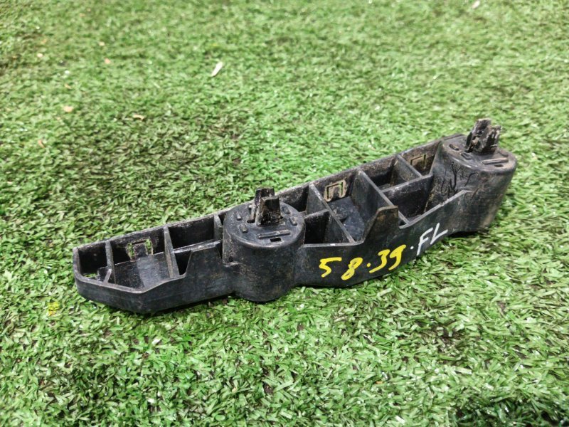 Клипса бампера Nissan Sylphy TB17 MRA8DE 2013 передняя левая (б/у)