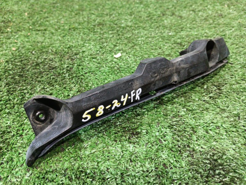 Клипса бампера Toyota ISIS ANM15 1AZ-FSE 2005 передняя правая (б/у)