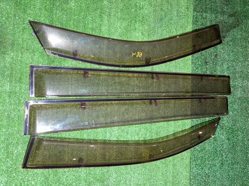 Ветровик Nissan Serena CC25 MR20DE 2010 (б/у)