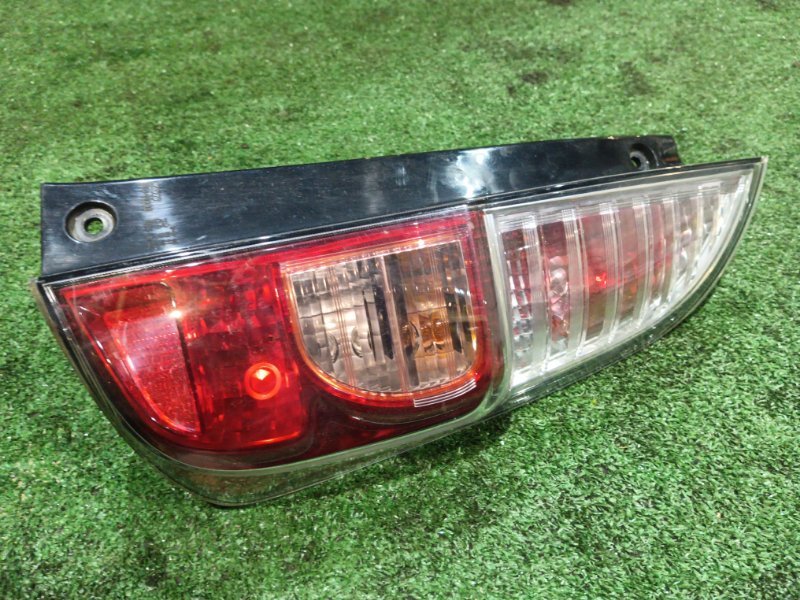 Фонарь стоп-сигнала Daihatsu Boon M310S 1KR-FE 2007 правый (б/у)