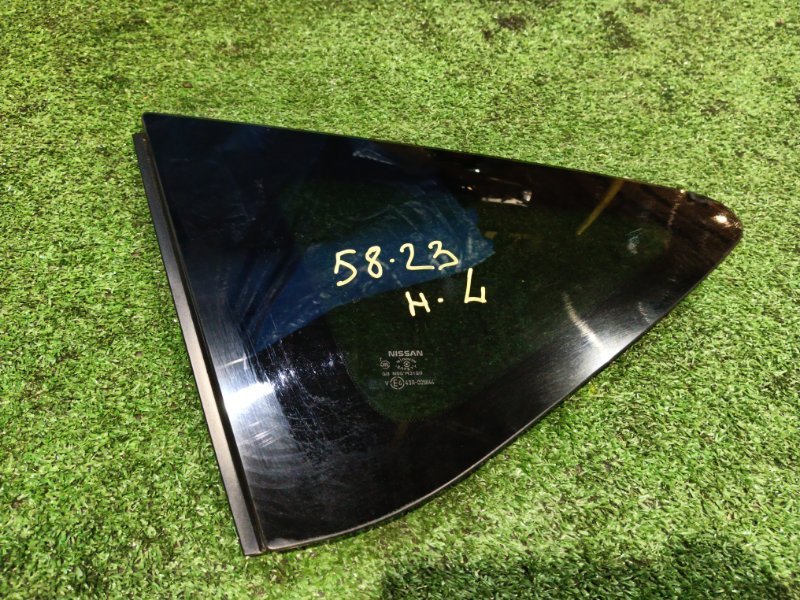 Стекло боковое Nissan NOTE E12 HR12DDR 2013 заднее левое (б/у)