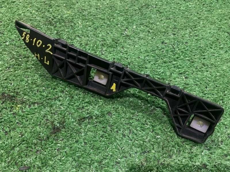 Клипса бампера Mitsubishi Colt Plus Z23A 4A91 2008 задняя левая (б/у)