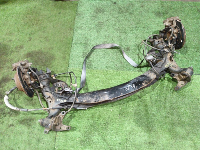 Балка поперечная Honda Stepwgn RK2 R20A 2011 (б/у)