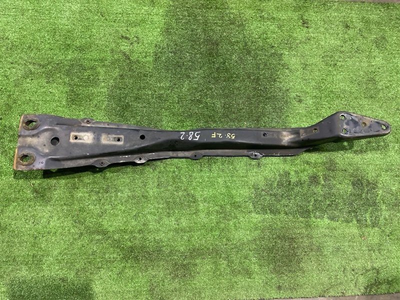 Балка поперечная Nissan Avenir PW11 SR20DE 2000 передняя (б/у)