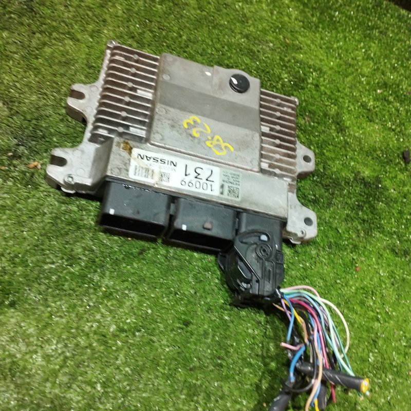 Блок управления ДВС Nissan NOTE E12 HR12DDR 2013 (б/у)