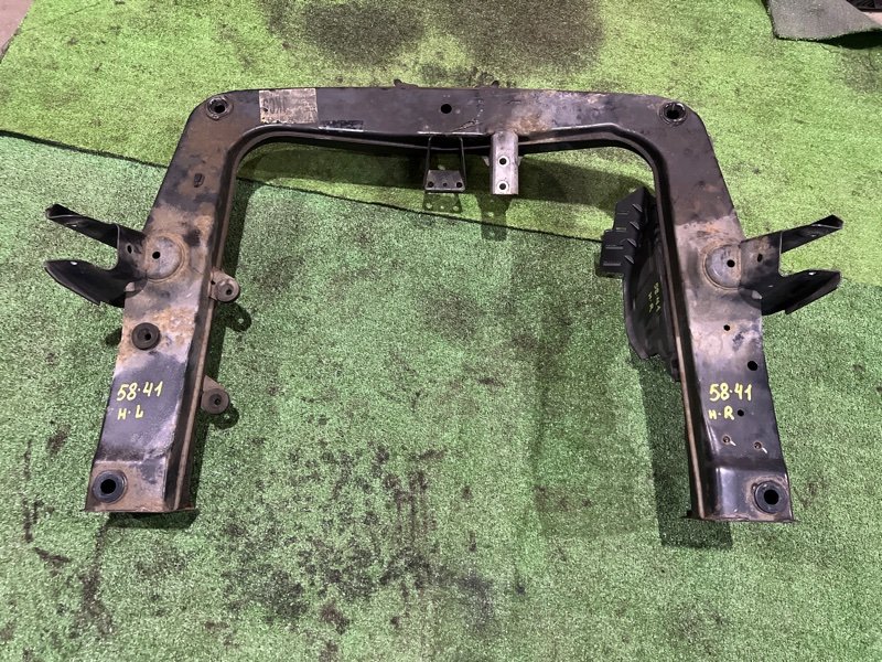 Балка поперечная Smart Fortwo M132.910 2004 (б/у)