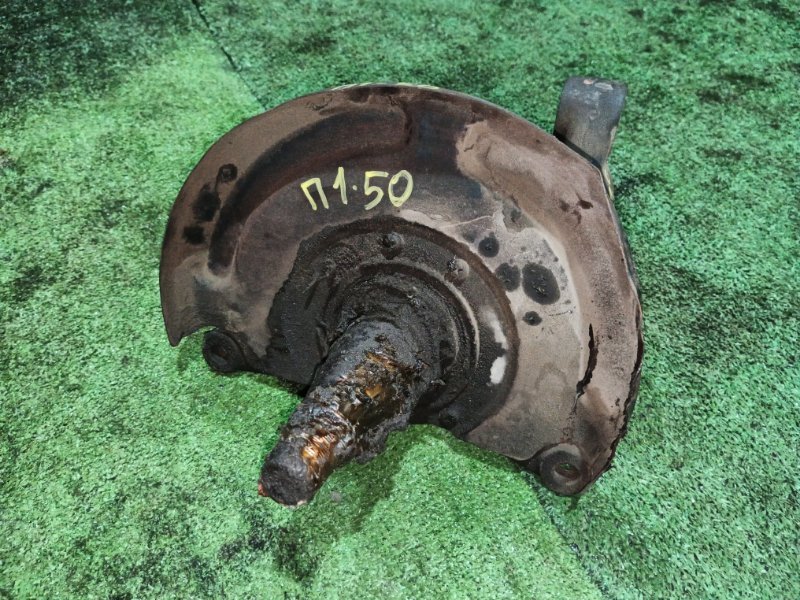 Кулак поворотный Nissan Atlas SG2H41 FD42 (б/у)