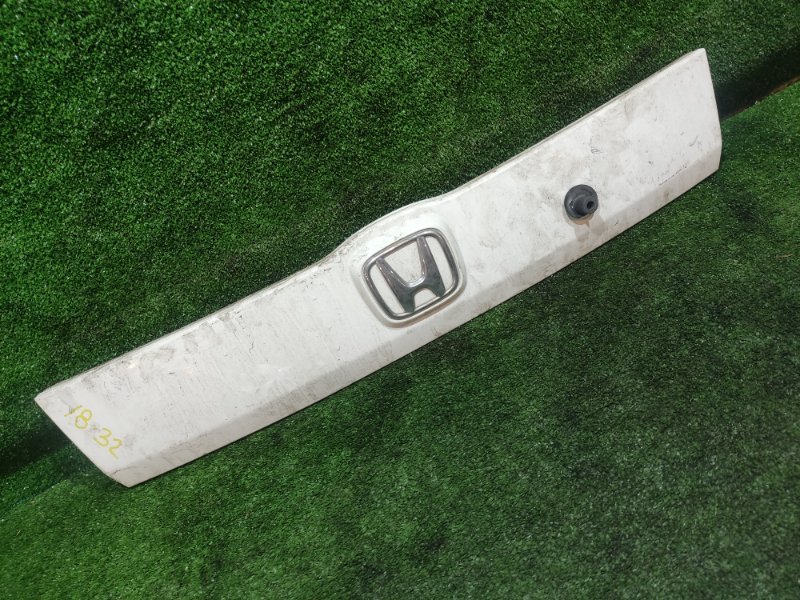 Накладка багажника Honda Fit GD1 L13A (б/у)