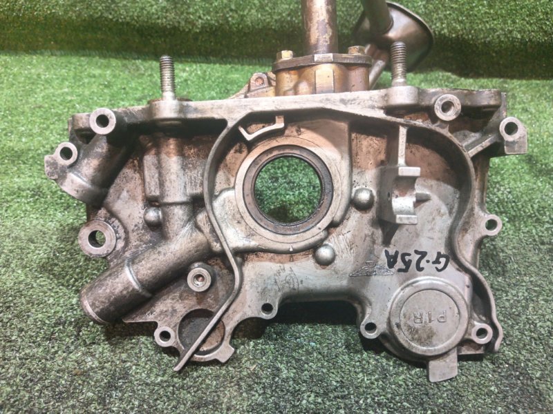 Насос масляный Honda G25A (б/у)