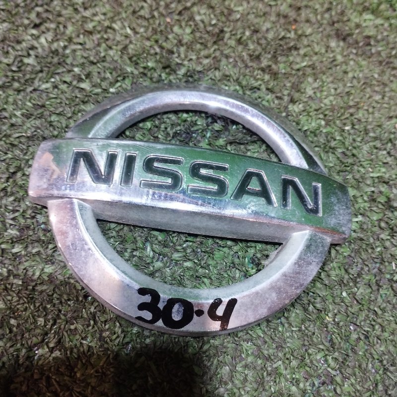 Эмблема Nissan Sunny FNB15 QG15DE (б/у)