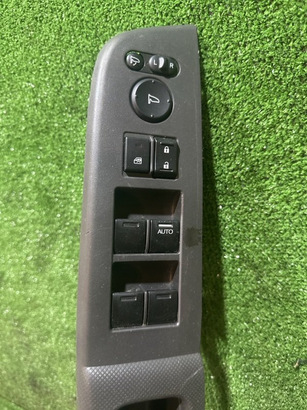 Блок управления стеклоподъемниками Honda Stepwgn RK1 R20A 2010 (б/у)