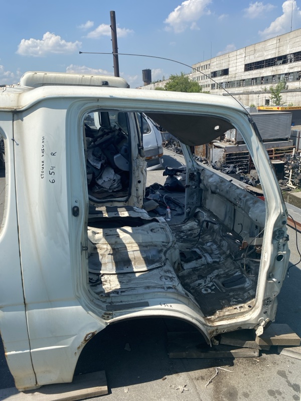 Стойка кузова Toyota Dyna LY290V 5L 2001 правая (б/у)