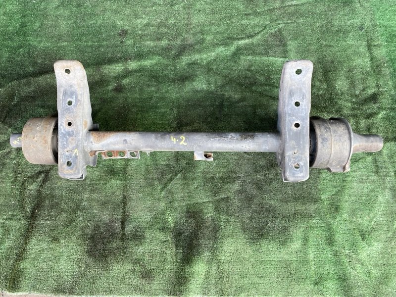 Торсион кабины Toyota Dyna XZU430 J05C (б/у)