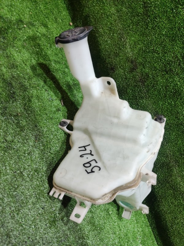 Бачок омывателя Toyota Passo KGC10 1KR-FE 2005 (б/у)