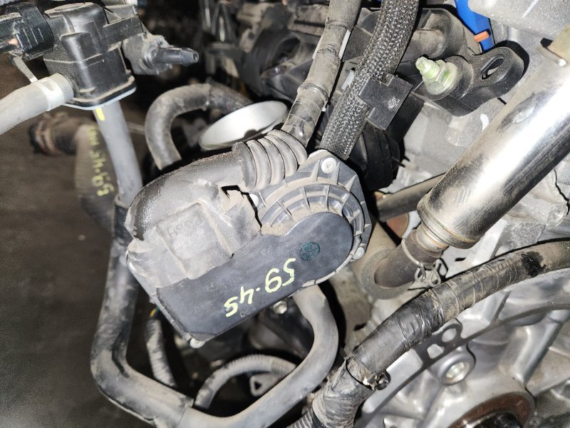 Заслонка дроссельная Toyota AQUA NHP10 1NZ-FXE 2012 (б/у)
