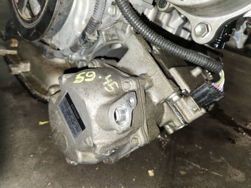 Компрессор кондиционера Toyota AQUA NHP10 1NZ-FXE 2012 (б/у)
