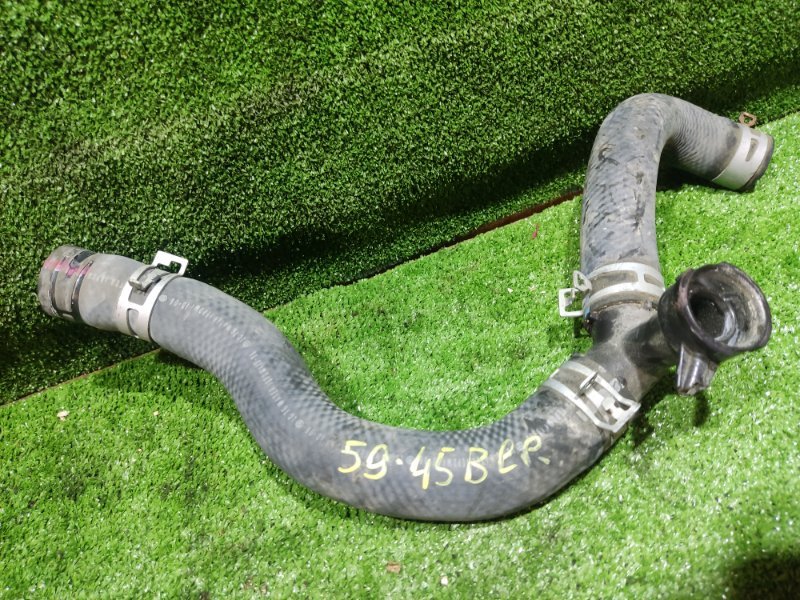 Патрубок верхний Toyota AQUA NHP10 1NZ-FXE 2012 (б/у)