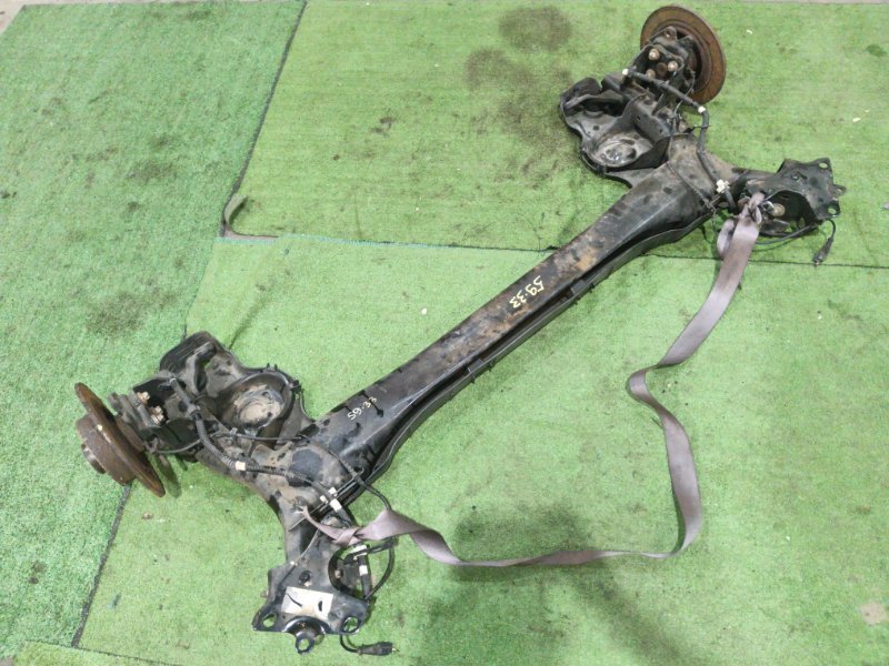 Балка поперечная Renault Megane BZ111 F4RM874 2008 (б/у)