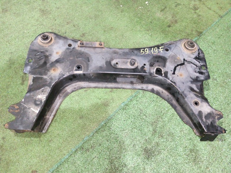 Балка поперечная Nissan March AK12 CR12DE 2003 передняя (б/у)