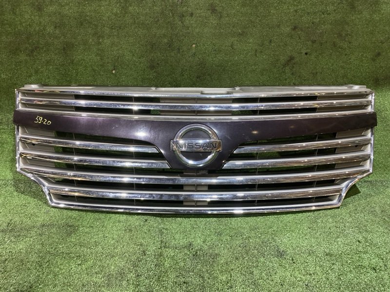 Решетка радиатора Nissan Elgrand TE52 QR25DE 2011 (б/у)