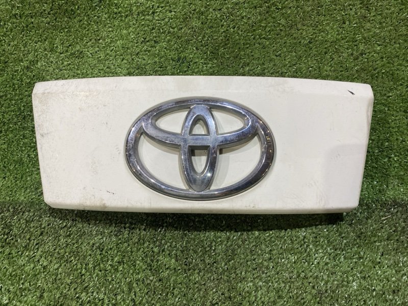 Накладка багажника Toyota Passo KGC15 1KR-FE 2005 (б/у)