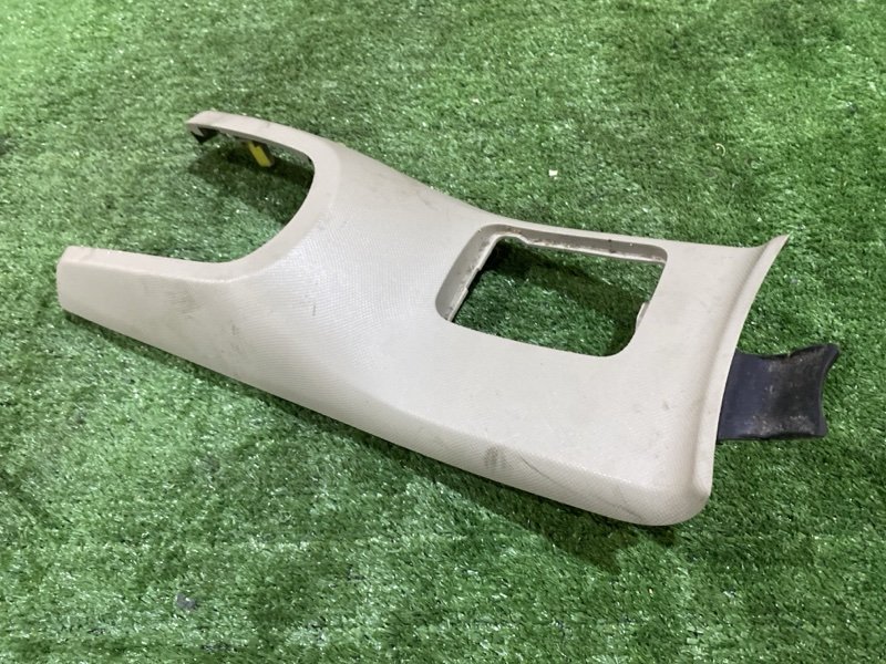 Консоль кпп Toyota AQUA NHP10 1NZ-FXE 2012 (б/у)